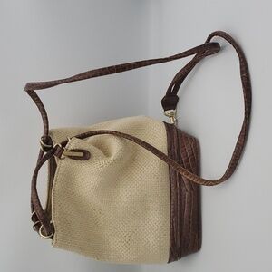 90s Liz Claiborne bucket bag in neutral colors
